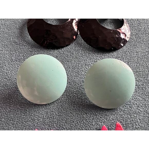 Lot of 11 Pairs Pierced Metal Statement Earrings – Vintage & Retro Bold Styles - Picture 6 of 10